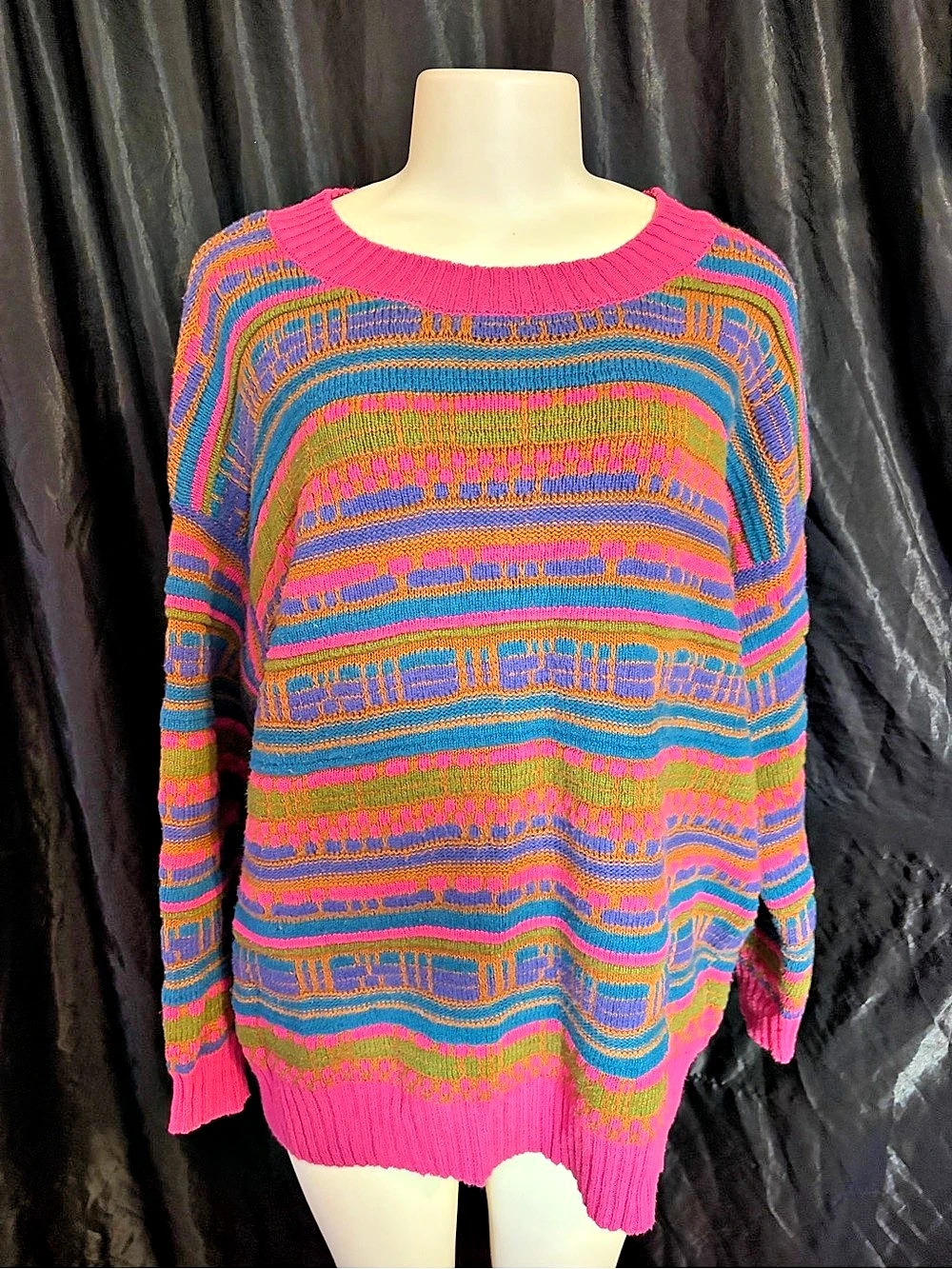 wild & fancy Multicolor Geometric Crewneck Sweater Like New